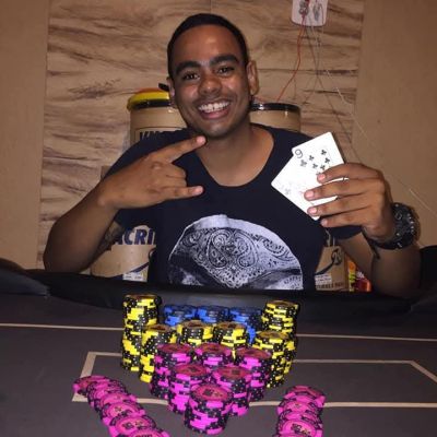 Momento Poker Night