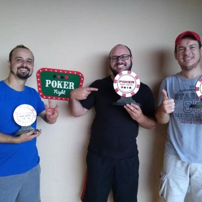 Momento Poker Night